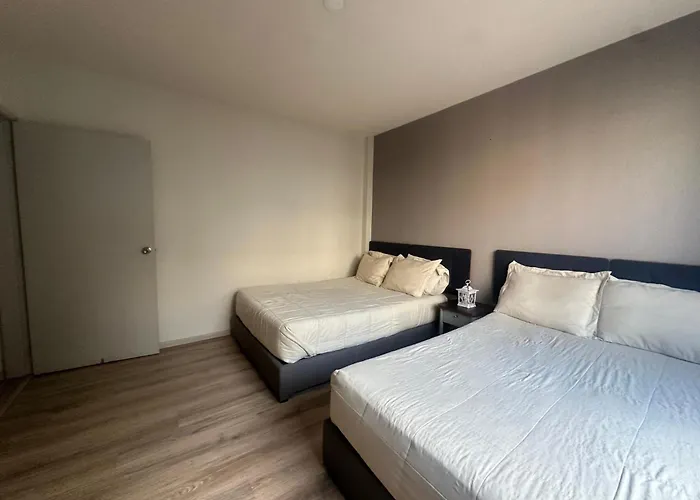 Urban Oasis In Roma - Wifi - Laundry - Sleeps 7
